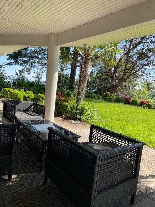 Saanichton Waterfront 2Br Suite With Superb Views 외부 사진